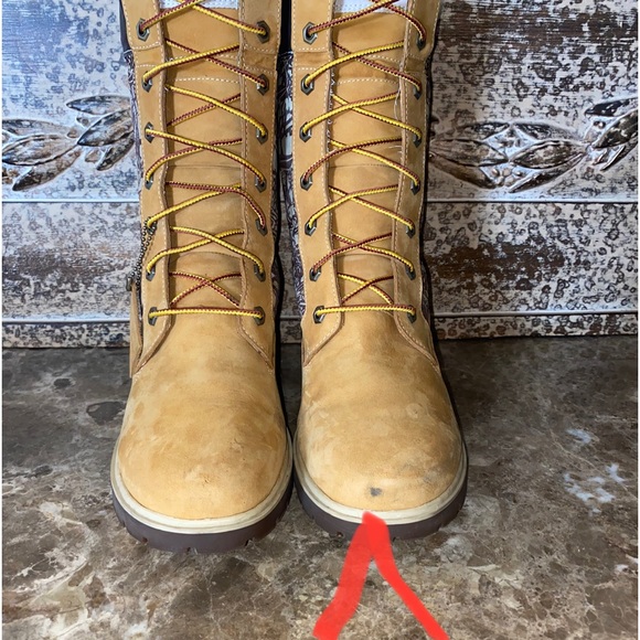 Timberland Hi-Top Boots - Picture 6 of 9